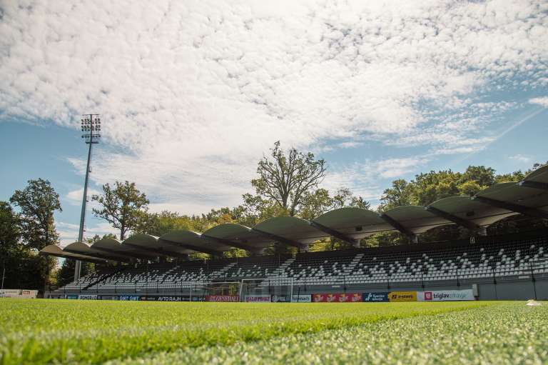 simbolična, nš-mura, nk-mura, mestni-stadion-fazanerija, nogometno-igrišče