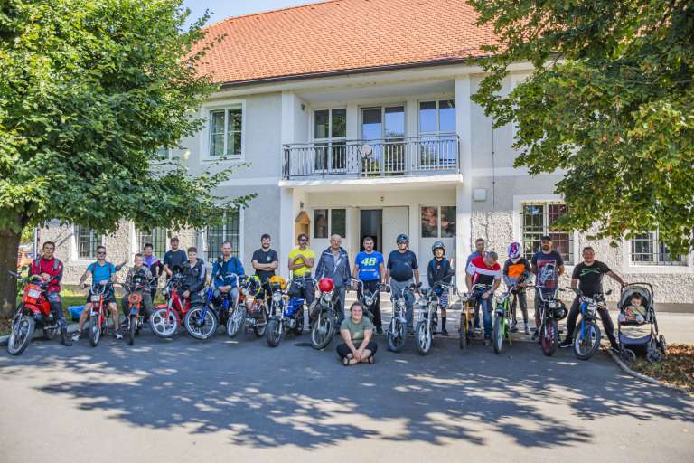 moped tur de mur, cven