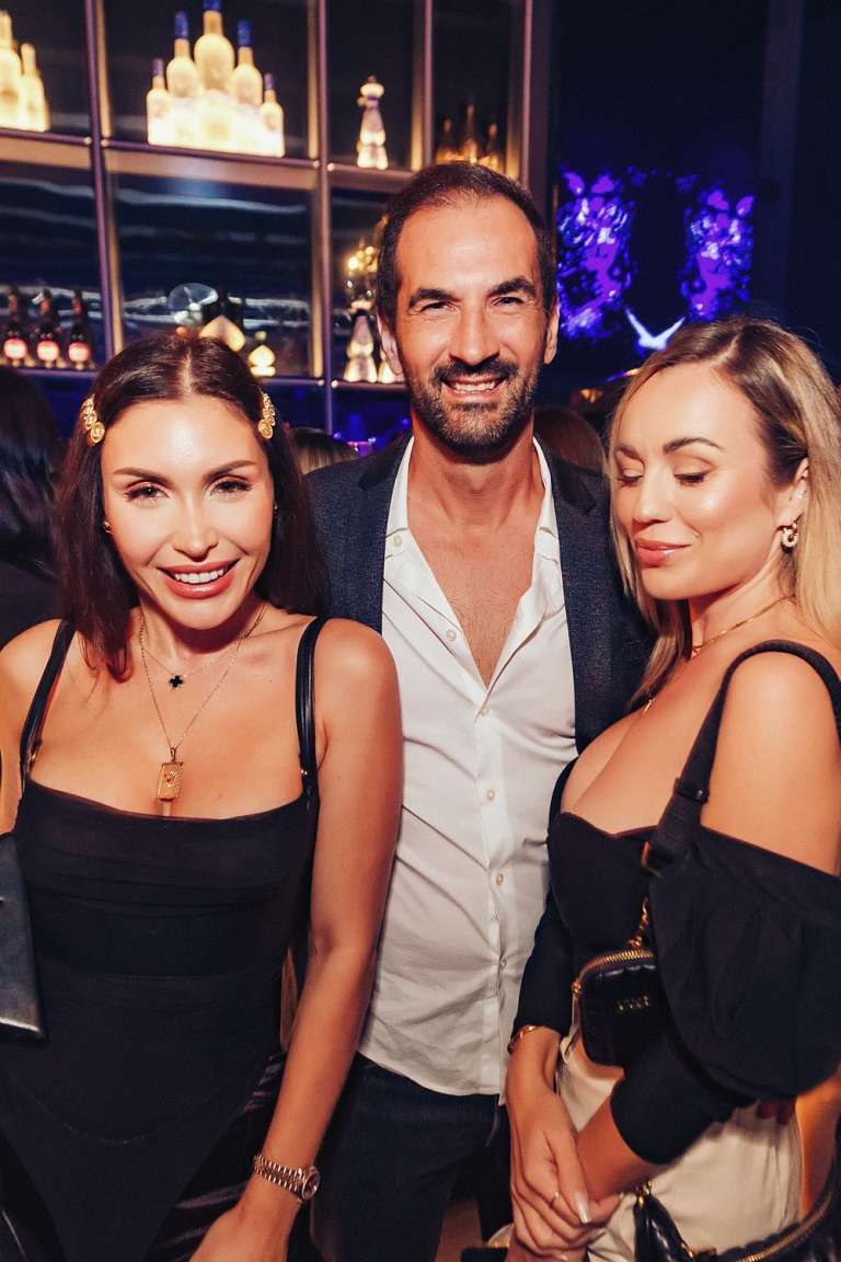Anja Jenko, Marko Pavlović, Katarina Benček, Cirkus.jpg