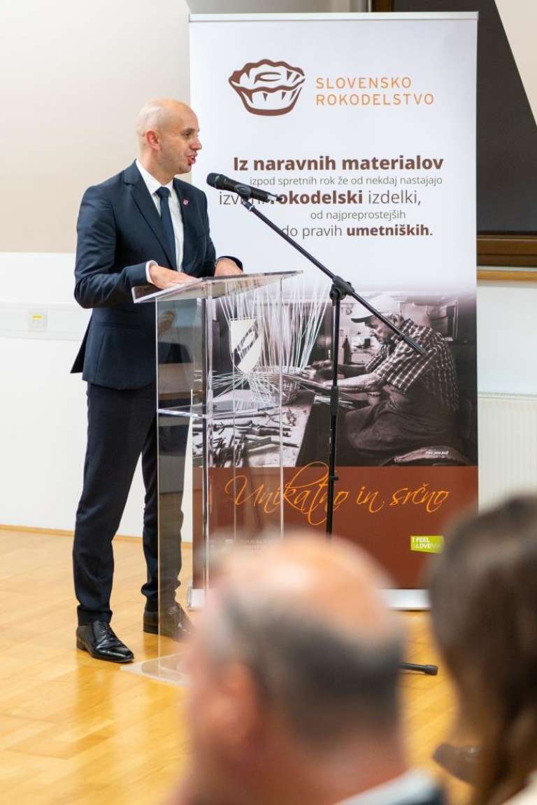 _posvet_rokodelci__1_.jpg