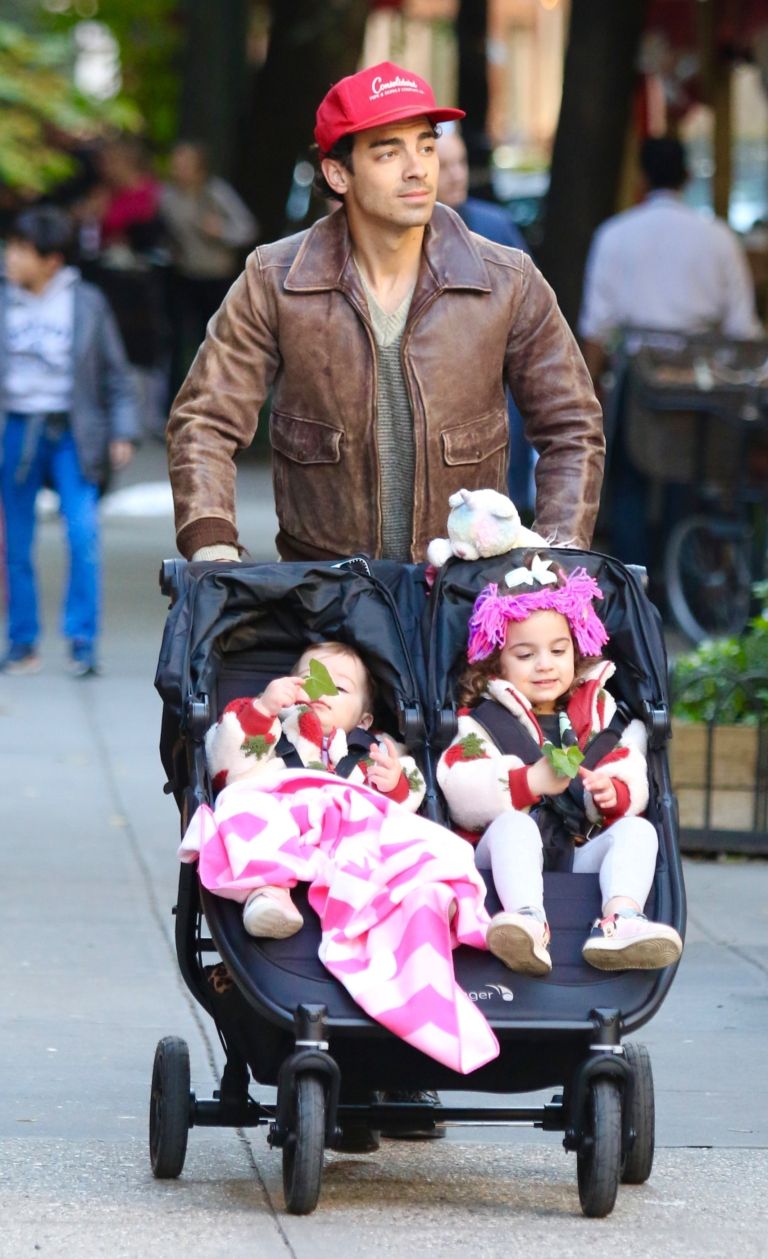 joe jonas 1.jpg