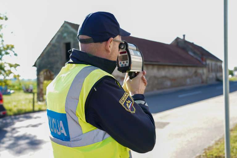 policisti, policija, akcija, akcija-hitrost, maraton-nadzora-hitrosti, meritev-hitrosti