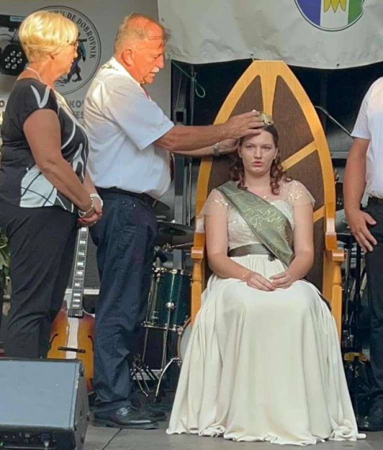 prekmurska vinska kraljica, nuša horvat