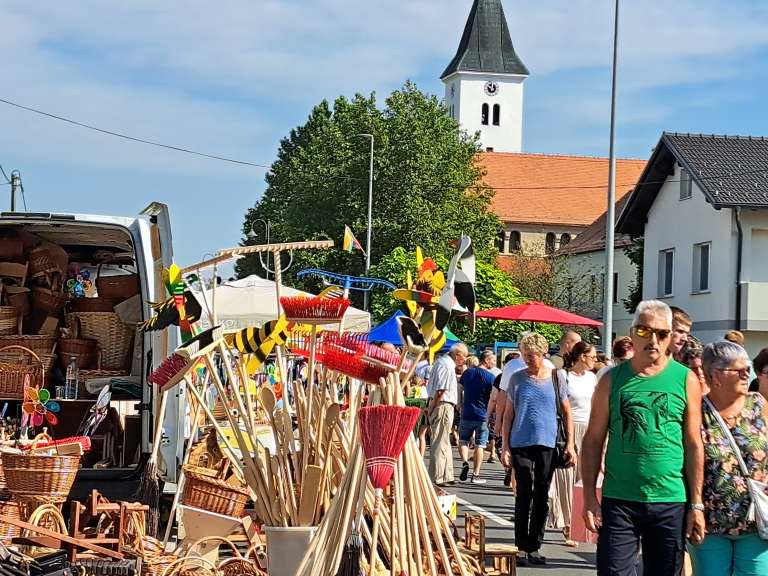 velika-maša, turnišče, marijino-vnebovzetje, cerkev, romarji