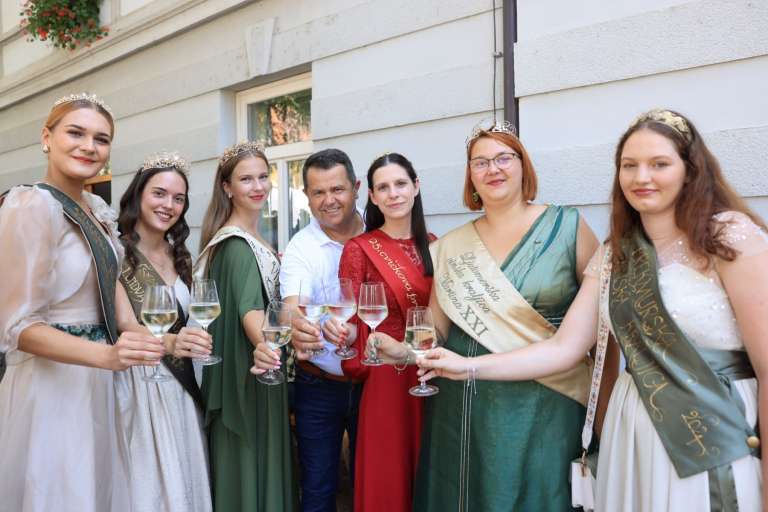 lendavska-trgatev, občina-lendava, festival-vinarium