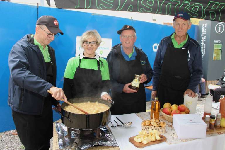 praznik_topliskega_jabolka25.jpg