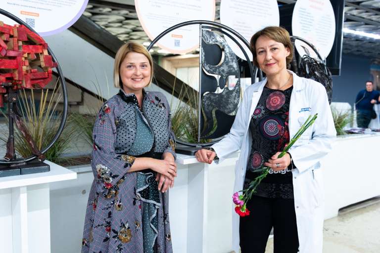 slovenija-transplat, krog-hvaležnost-in-sodelovanja, razstava-ukc-ljubljana