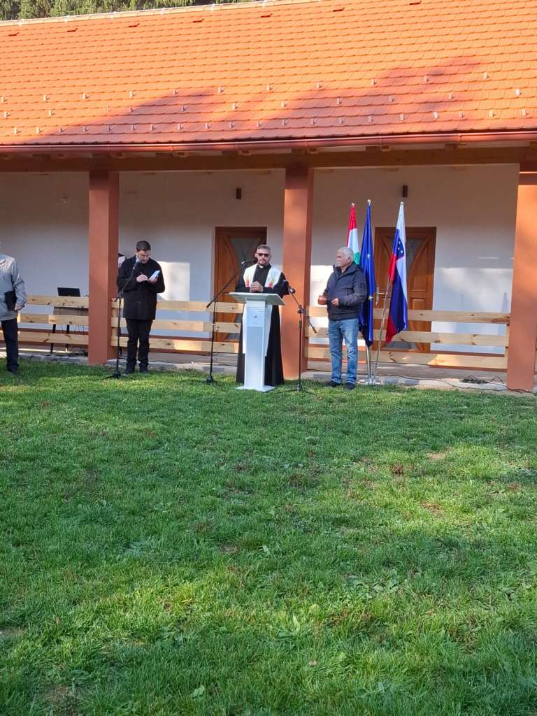 andovci, porabska-domacija, apartmaji, apartmajska-hisa-triglav