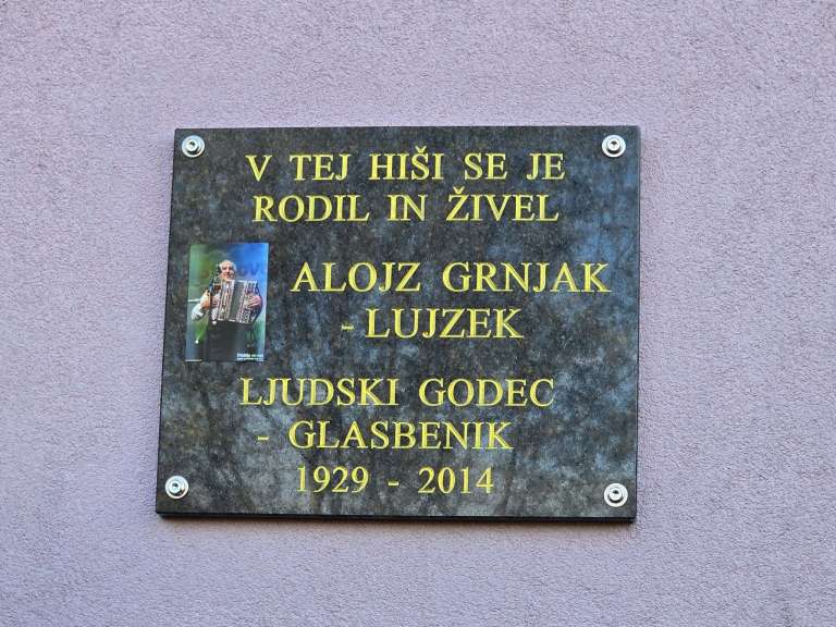 alojz-grnjak, spominska-plosca, slamnjak