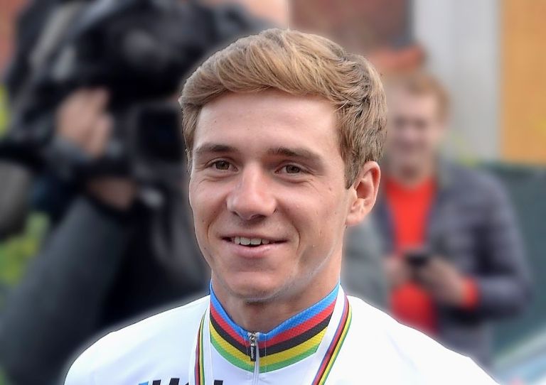 923286_279-remco.jpg