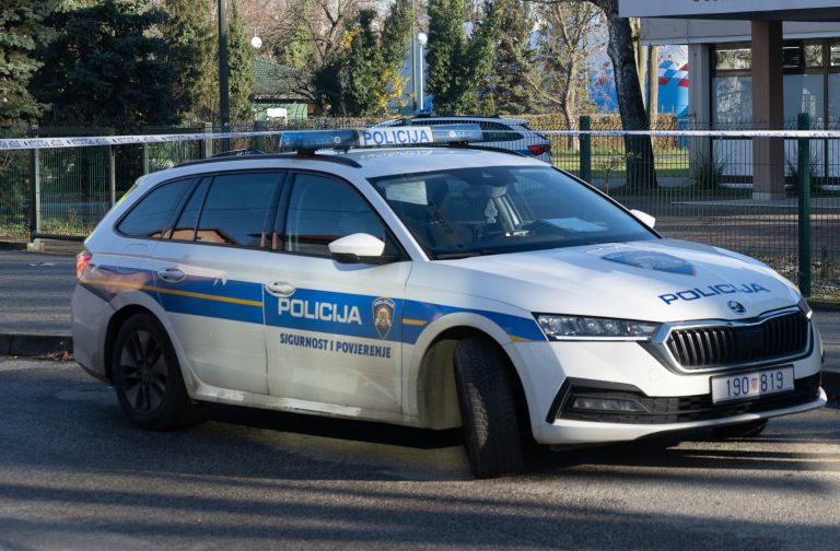 hrvaška policija, osnovna šola prečko