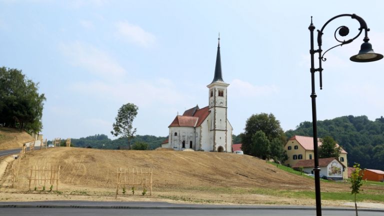1502617923_cg_jursinci_praznik_2.jpg