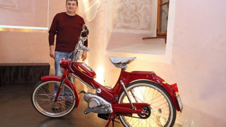 1515668963_cg_zbiratelji_stari_motorji.jpg