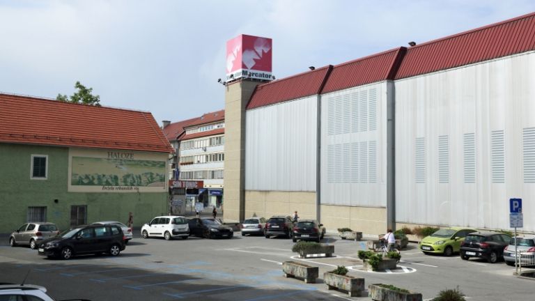 1502535735_cg_parkirisce_blagovnica.jpg