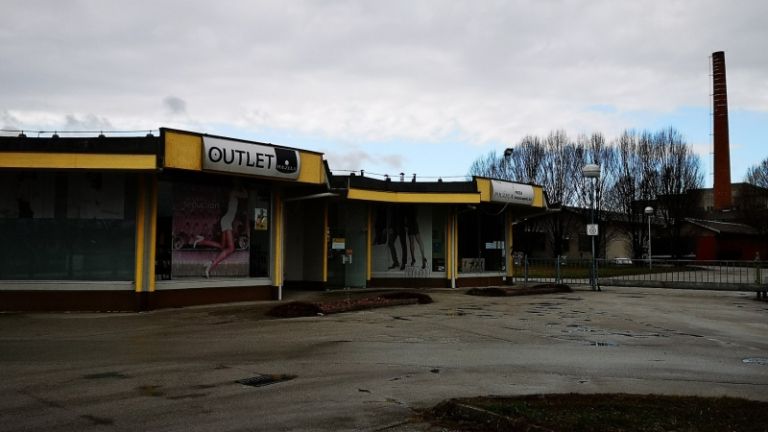 1613564418_tovarna_polzela.jpg