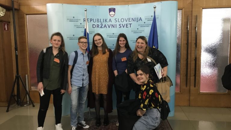 1525695426_zm-parlament.jpg