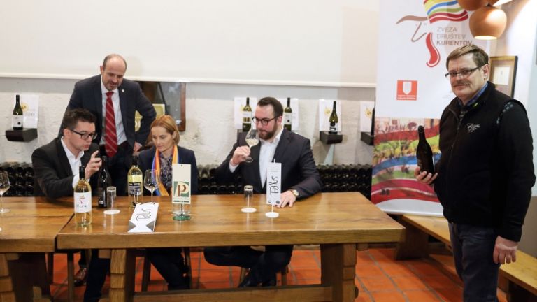 1550680544_cg_mistik_kurentovo_vino.jpg