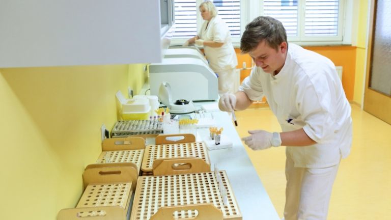 1507450618_cg_laboratorij_dan_odprtih_vrat.jpg