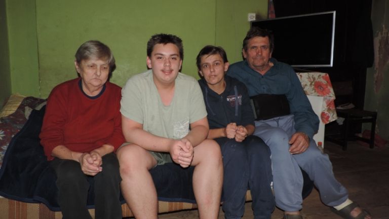 1647265332_mh-druzina_lah_2.jpg