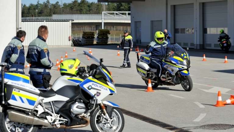 1679319114_cg_policisti.jpg
