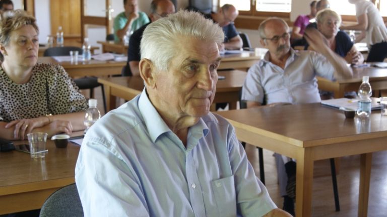 1613396379_sd-trsničarji02.jpg