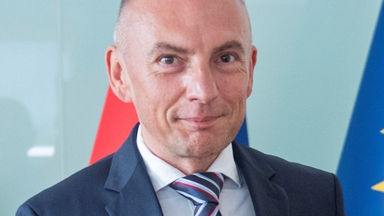 1582811572_Sabeder_pokončna.jpeg