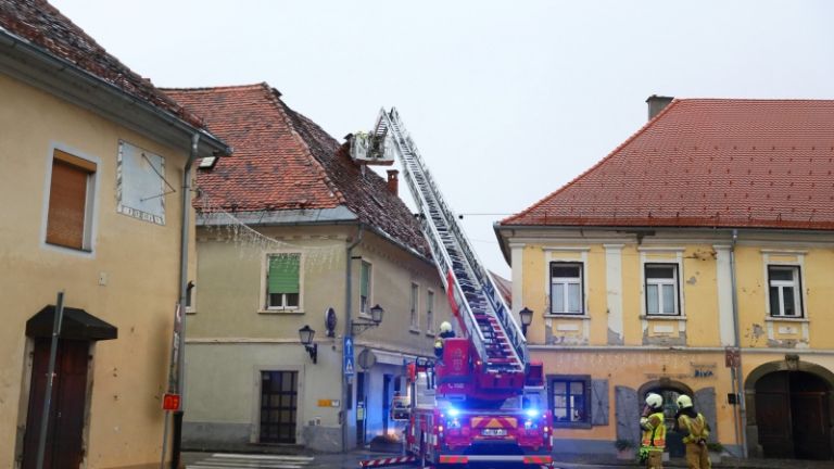1609255647_cg_ptuj_dimnik_potres_4.jpg