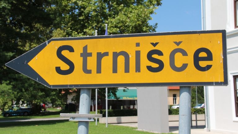 1567076662_mz_strnisce1.jpg