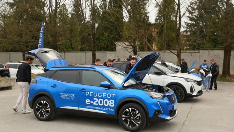 1649083944_cg_strojna_donacija_peugeot_1.jpg