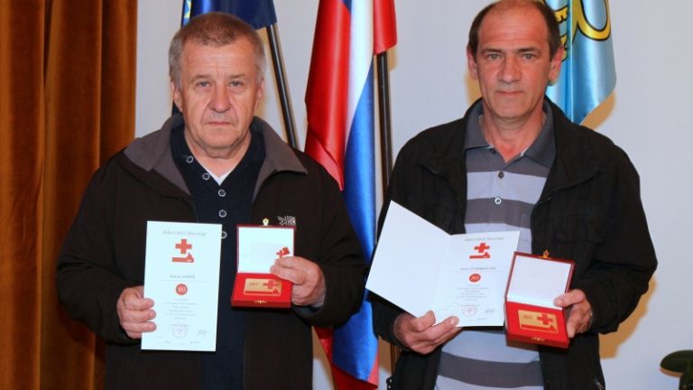 1493803784_mp-krvodajalci.jpg