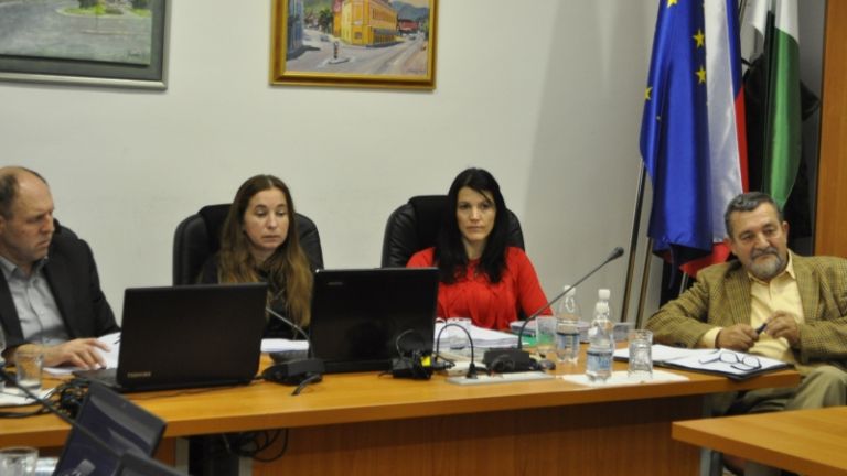 1481975115_mv-poljcane_nadzorni_odbor.jpg