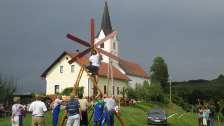 1565849015_sm-klopotec_1.jpg