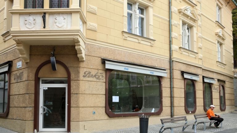 1505134593_cg_unicredit.jpg