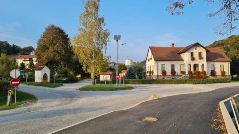 1665670462_sd-za_in_proti_krozisču.jpg