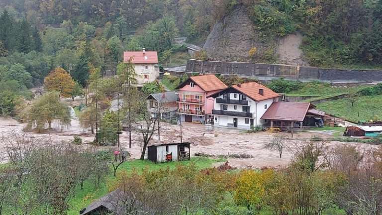 1711358421_m24_poplave.jpg