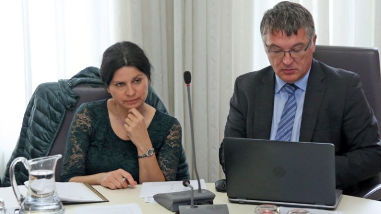 1555582247_cg_mestni_svet_izredna_seja_2.jpg