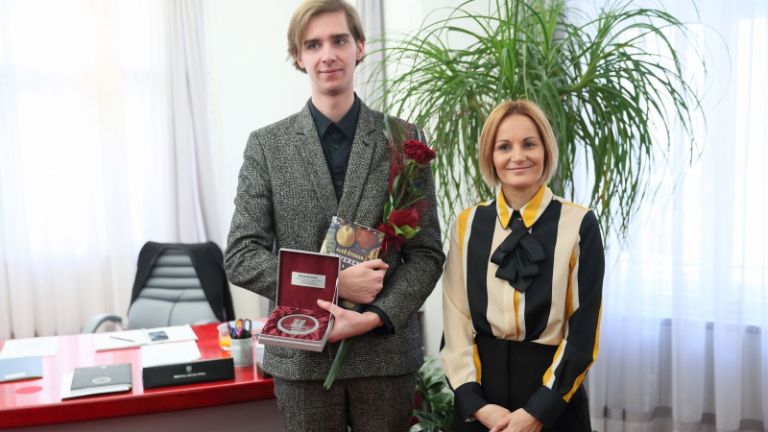 1548338800_cg_bruno_naj_student.jpg