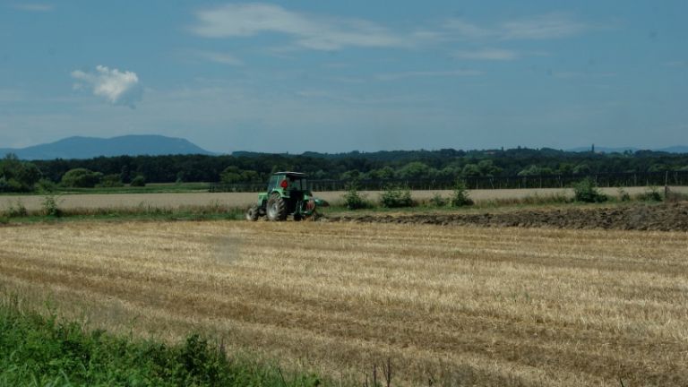 1648134341_sd-trajno_varovana_kmetijska_zemljisča.jpg