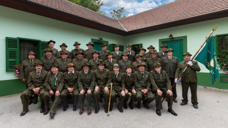 1506253013_dt_70_let_lovske_druzine_cirkulane.jpg