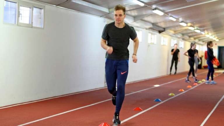 1675686137_cg_atletika_curin_prapotnik.jpg