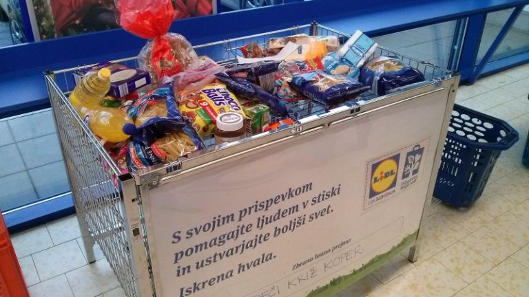 1576166863_mz_lidl_zbiranje_hrane.jpg