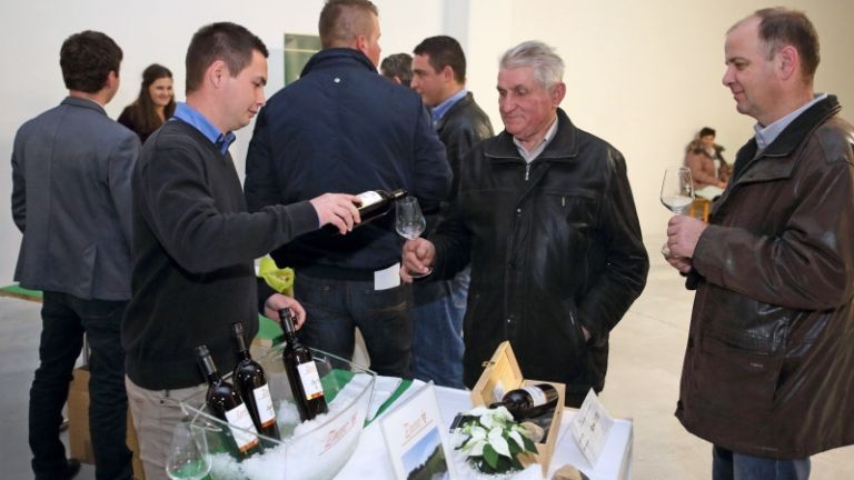 1481711239_cg_mlado_vino_2.jpg