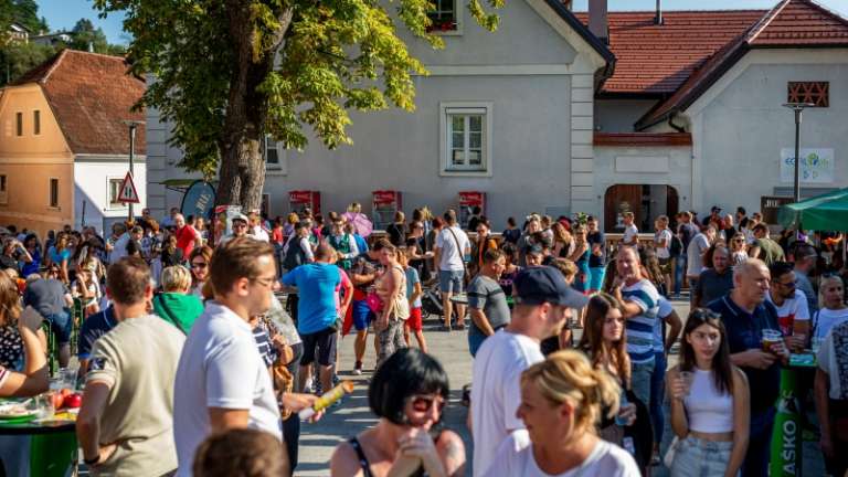 1695099630_gust_fest_lasko_16_09_23_foto_nik_jarh_(81).jpg