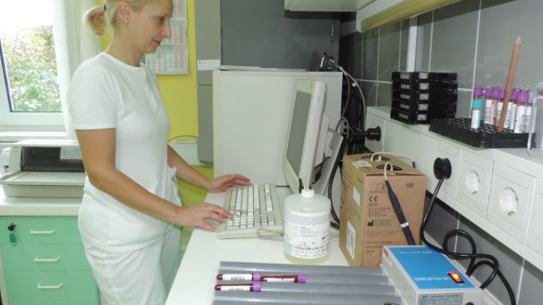 1507374428_ml-dan_odprtih_vrat_laboratorija.jpg
