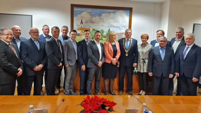 1671033492_mz_konstitutivna_hajdina.jpg