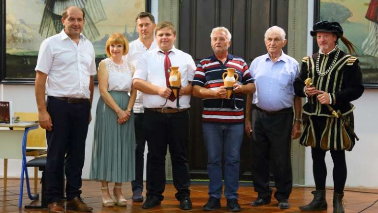 1694701158_cg_grajsko_ocenjevanje_vin_1.jpg