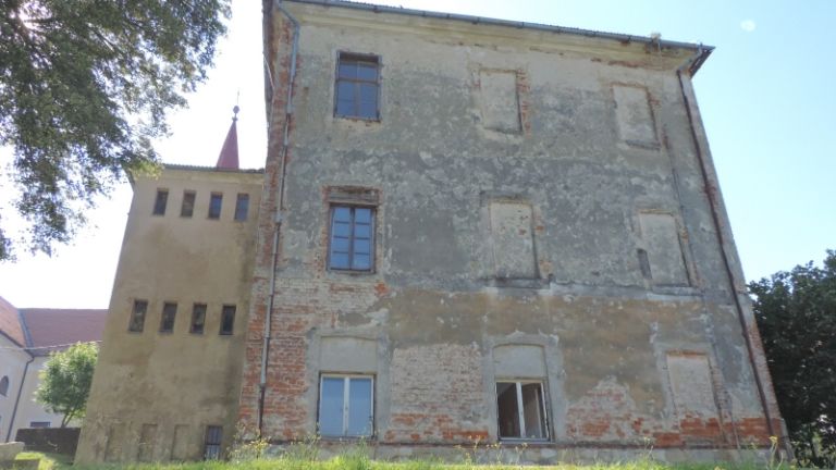 1498735976_ml-stara_sola.jpg