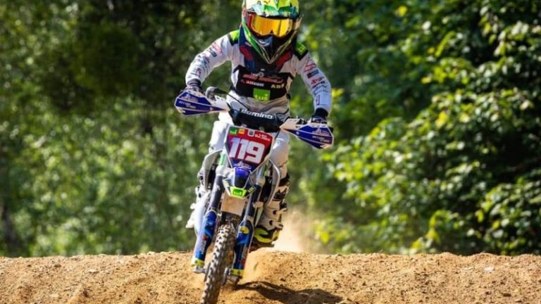 1637247463_motokros_leo_gajsert.jpg