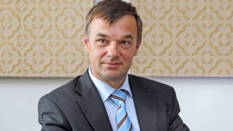1507713146_cg_dem_tumpej.jpg