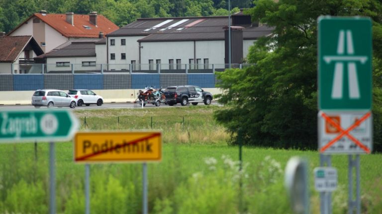 1578569768_cg_avtocesta_podlehnik_protihrupna_ograja.jpg